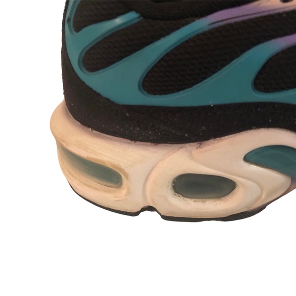 NIKE Tn Air Max “Have a Nike Day” Athletic Sneakers. - Picture 11 of 11